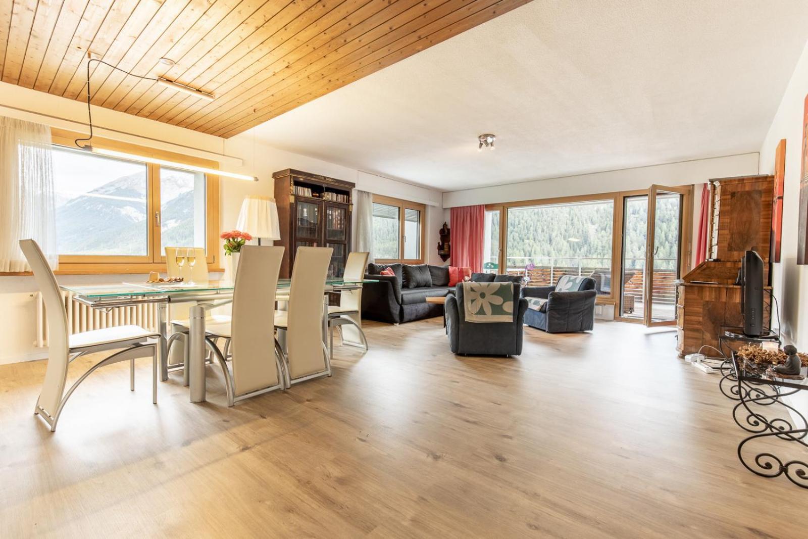 Apartment Chasa Vista Lischana